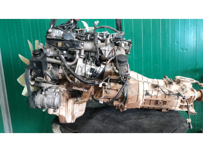 MOTOR CON ACCESORIOS Y CAJA DE CAMBIOS SSANGYONG RODIUS I 2011