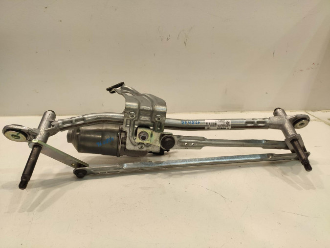 MOTOR LIMPIAPARABRISAS DELANTERO BMW X1 2020