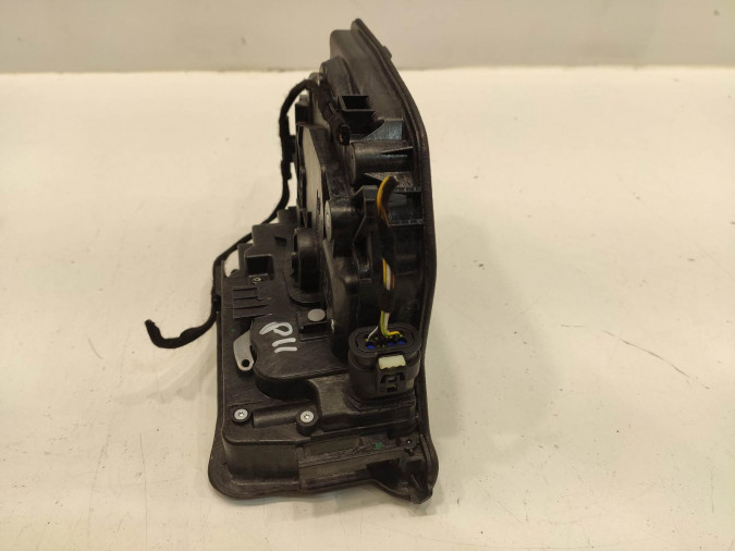 CERRADURA PUERTA DELANTERA IZQUIERDA BMW X1 2019