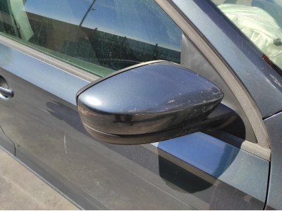 Retrovisor Derecho SEAT TOLEDO GRIS 2015