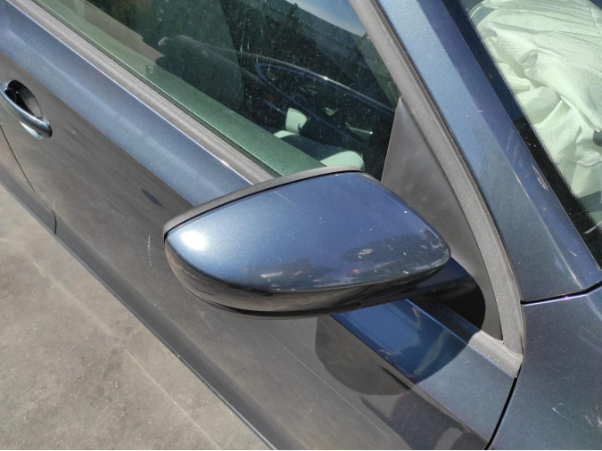 Retrovisor Derecho SEAT TOLEDO GRIS 2015