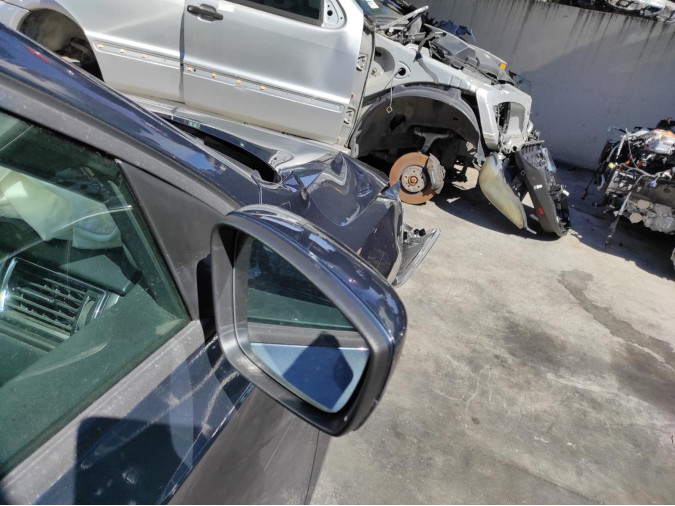 Retrovisor Derecho SEAT TOLEDO GRIS 2015
