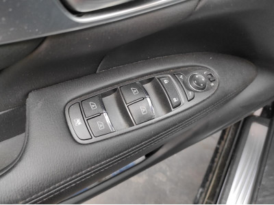 MANDO ELEVALUNAS DELANTERO IZQUIERDO INFINITI Q70 2016