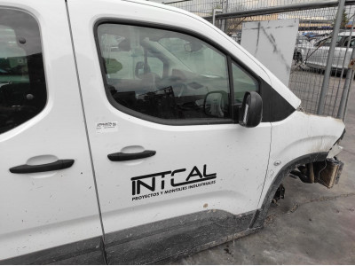 ELEVALUNAS DELANTERO DERECHO PEUGEOT RIFTER 2020