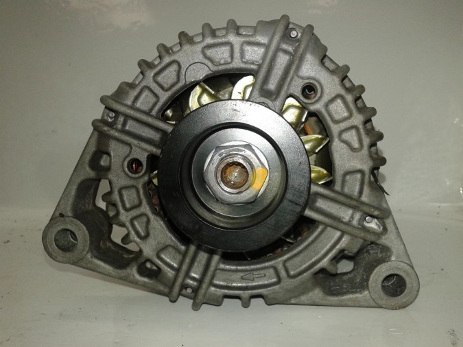 Alternador OPEL CORSA 2011