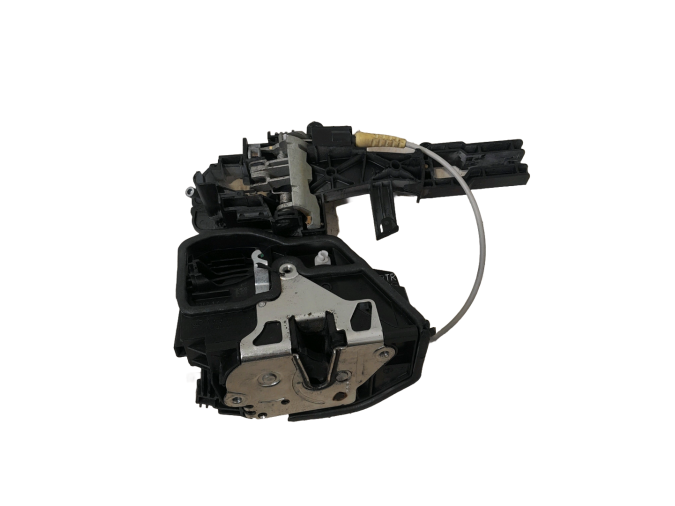 CERRADURA PUERTA DELANTERA DERECHA BMW 120D 2010