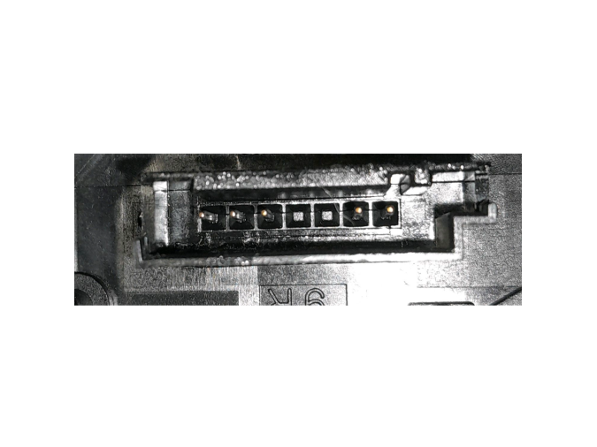 CERRADURA PUERTA DELANTERA DERECHA BMW 120D 2010