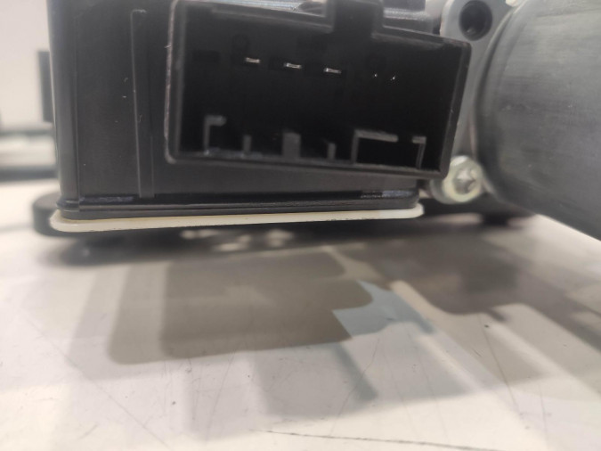 ELEVALUNAS TRASERO IZQUIERDO SKODA FABIA 2018