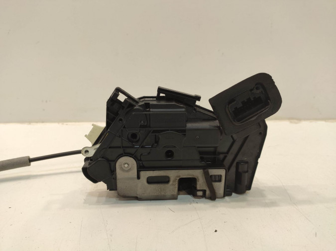 CERRADURA PUERTA DELANTERA DERECHA SEAT LEON 2018