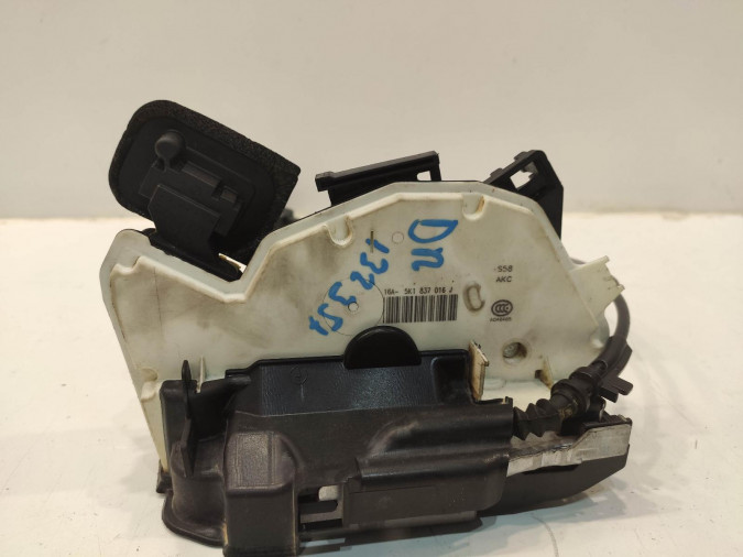 CERRADURA PUERTA DELANTERA DERECHA SEAT LEON 2018