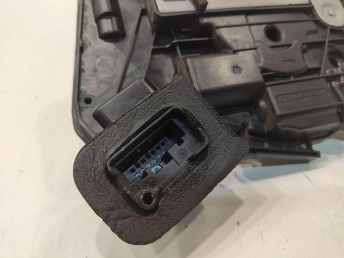 CERRADURA PUERTA DELANTERA DERECHA SEAT LEON 2018