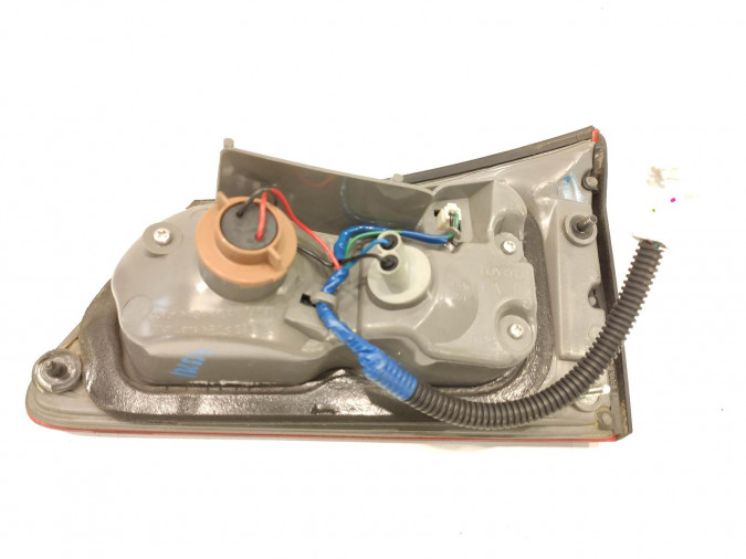 PILOTO TRASERO IZQUIERDO LEXUS IS SERIES 2009