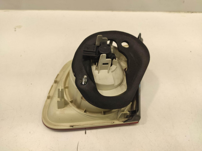 PILOTO TRASERO IZQUIERDO VOLKSWAGEN JETTA 2007