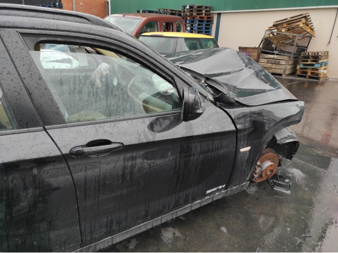 PUERTA DELANTERA DERECHA BMW X1 40493