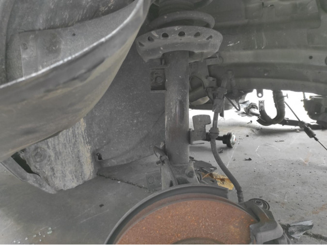 AMORTIGUADOR DELANTERO DERECHO LAND ROVER FREELANDER 2009