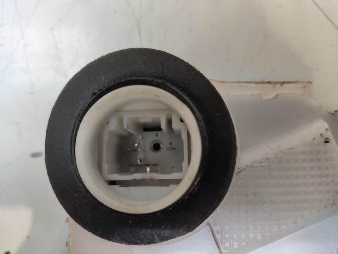 CERRADURA PUERTA DELANTERA IZQUIERDA TOYOTA YARIS 2012