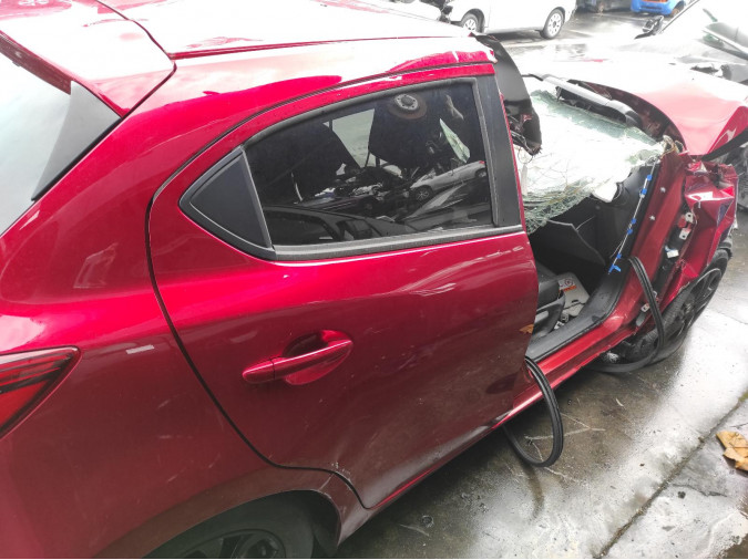 ELEVALUNAS TRASERO DERECHO MAZDA 2 2019