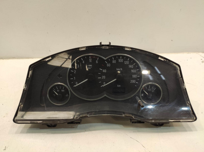 CUADRO INSTRUMENTOS OPEL MERIVA 2004