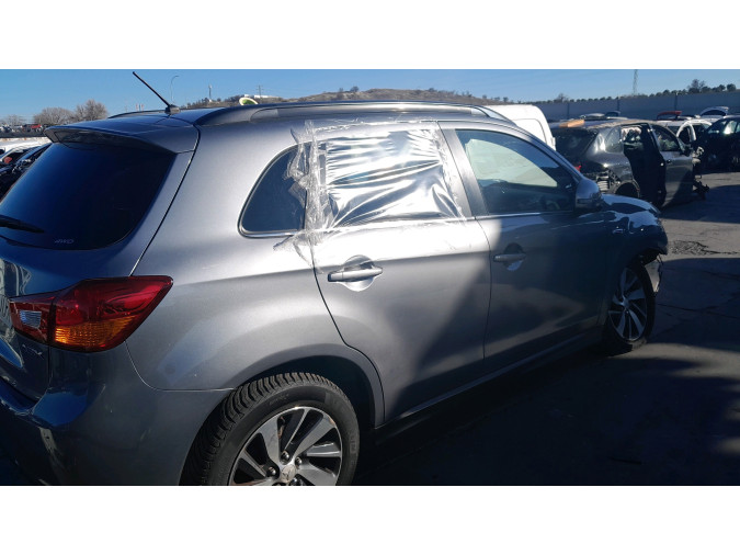 PILOTO TRASERO IZQUIERDO EXTERIOR MITSUBISHI ASX 2015