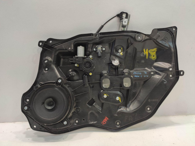 ELEVALUNAS DELANTERO DERECHO MAZDA 2 2019