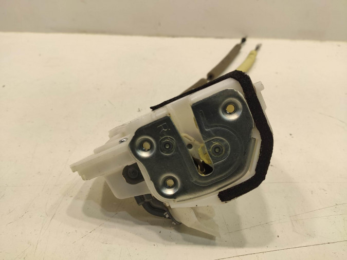 CERRADURA PUERTA DELANTERA DERECHA MAZDA 2 2019