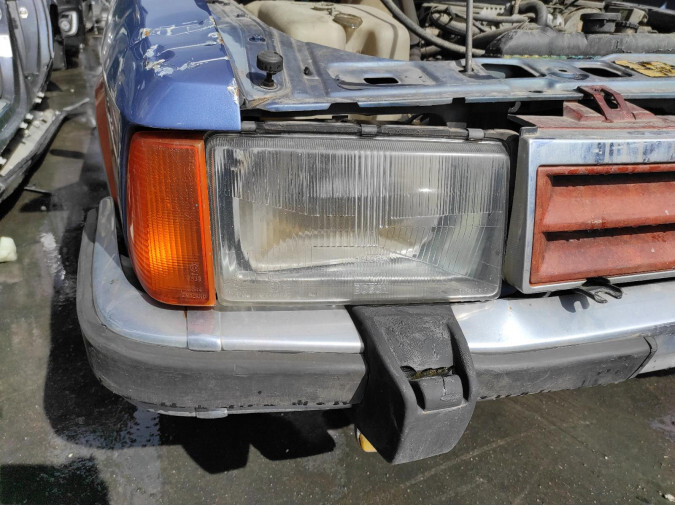 FARO DELANTERO DERECHO FORD GRANADA 1982