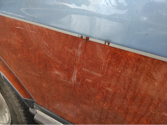 PUERTA TRASERA DERECHA  FORD GRANADA 1982