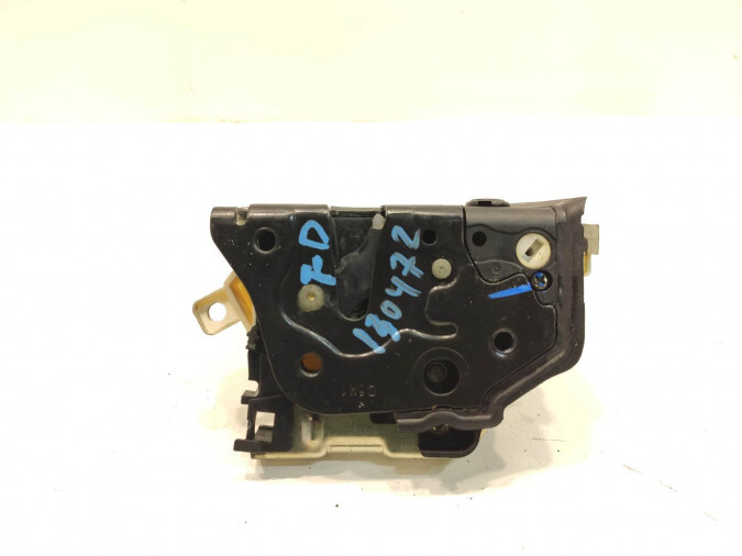 CERRADURA PUERTA  TRASERA DERECHA AUDI A4 2010