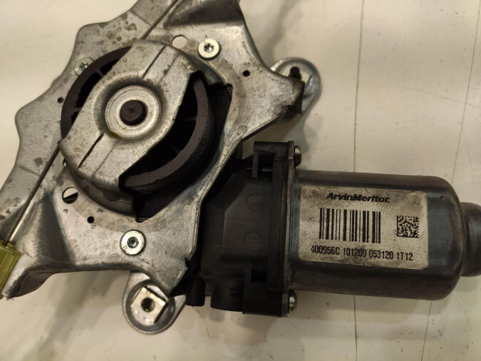 ELEVALUNAS DELANTERO DERECHO RENAULT TWINGO 2010