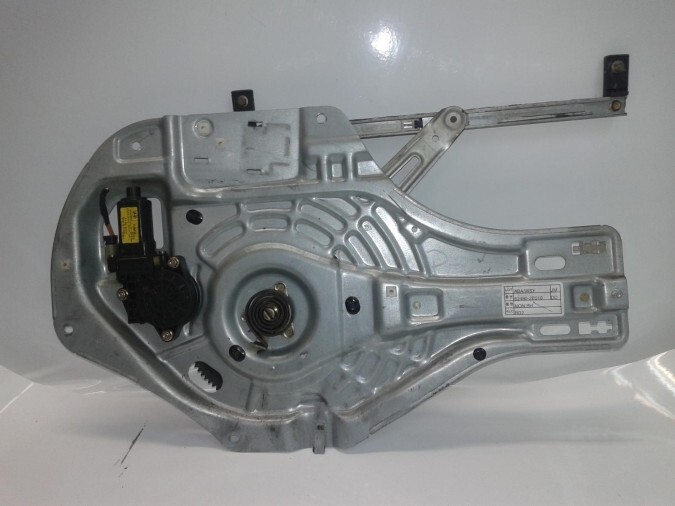 ELEVALUNAS DELANTERO DERECHO HYUNDAI TUCSON 2005