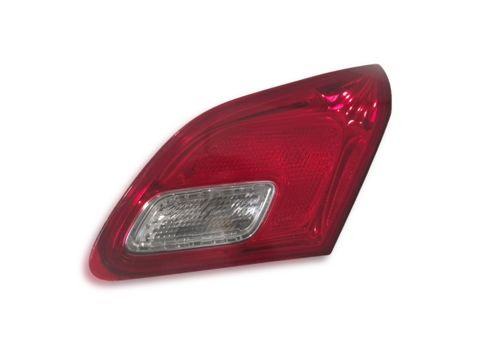 PILOTO TRASERO DERECHO INTERIOR OPEL ASTRA 2015