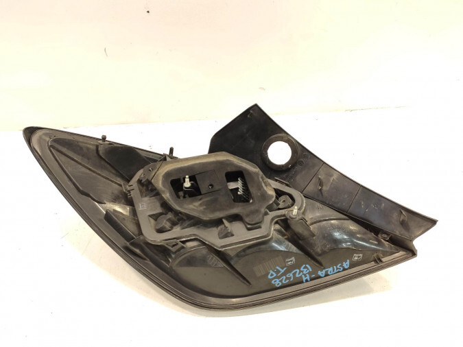 PILOTO TRASERO DERECHO OPEL ASTRA 2005