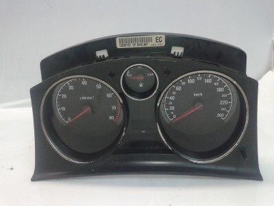 CUADRO INSTRUMENTOS OPEL ZAFIRA 2007