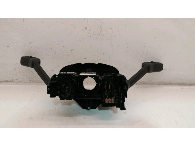 MANDO MULTIFUNCION SKODA FABIA 2016