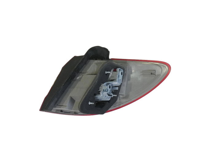 PILOTO TRASERO IZQUIERDO EXTERIOR MERCEDES B 180 CDI 2012