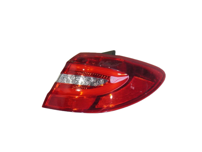 PILOTO TRASERO DERECHO EXTERIOR MERCEDES B 180 CDI 2012
