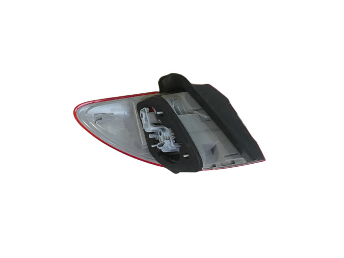 PILOTO TRASERO DERECHO EXTERIOR MERCEDES B 180 CDI 2012