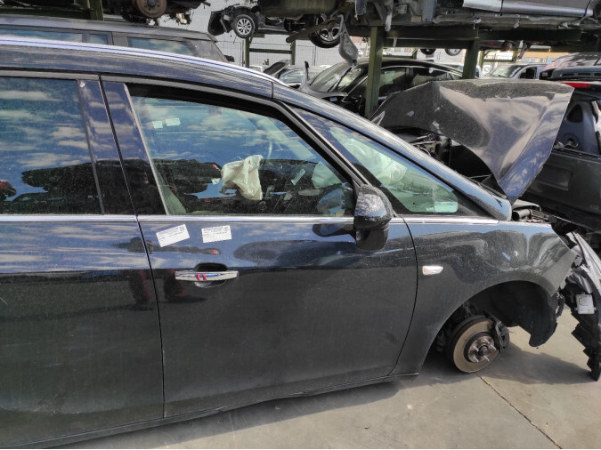 CERRADURA PUERTA DELANTERA DERECHA OPEL ZAFIRA 2013