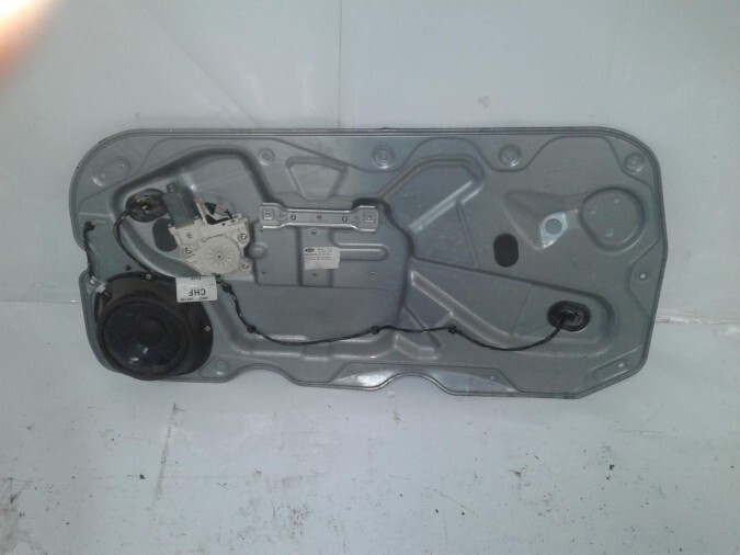 ELEVALUNAS DELANTERO DERECHO FORD FOCUS 2005