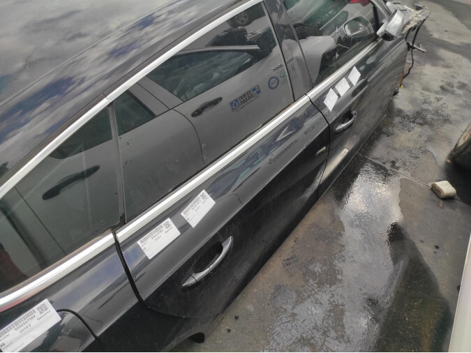 CERRADURA PUERTA  TRASERA DERECHA AUDI A6 2012