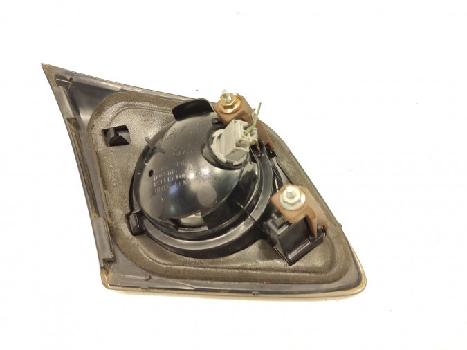 PILOTO TRASERO DERECHO MAZDA 3 2006