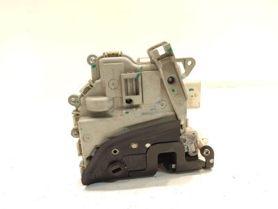CERRADURA PUERTA TRASERA IZQUIERDA AUDI Q7 2010