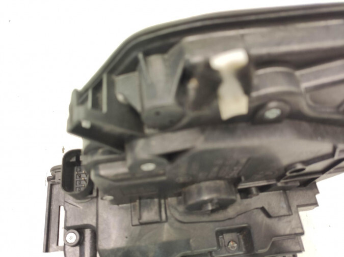 CERRADURA PUERTA TRASERA DERECHA FORD FUSION 2014