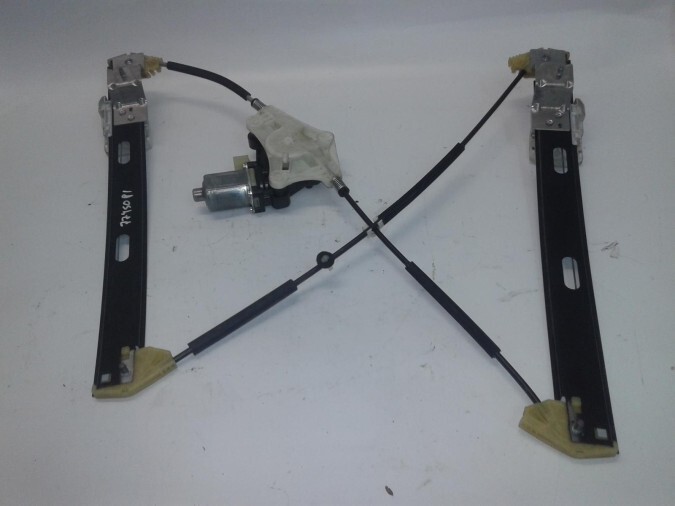 ELEVALUNAS DELANTERO IZQUIERDO SEAT LEON 2014