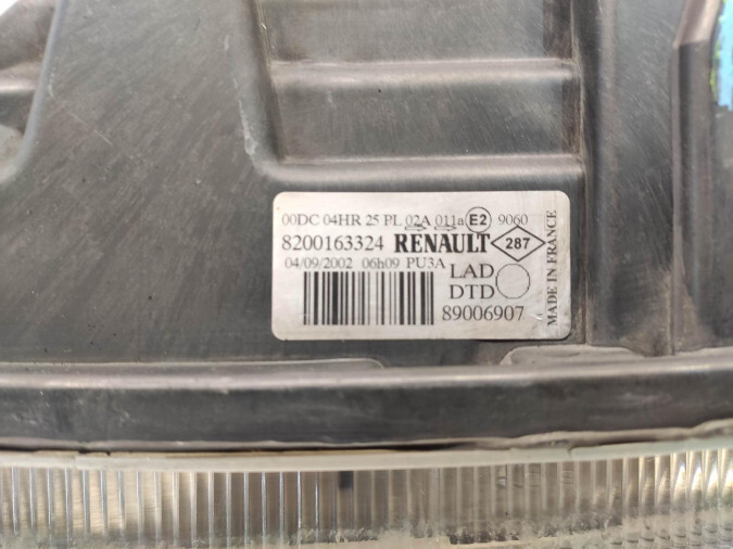 FARO DELANTERO DERECHO RENAULT LAGUNA 2003