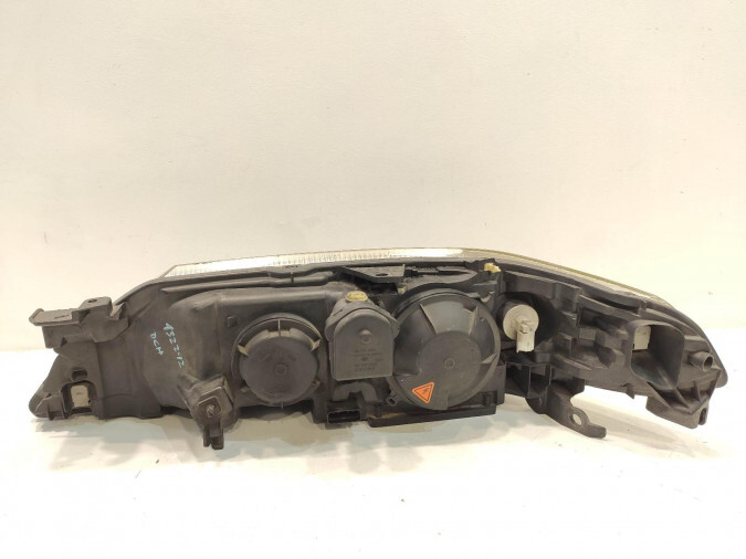 FARO DELANTERO DERECHO RENAULT LAGUNA 2003