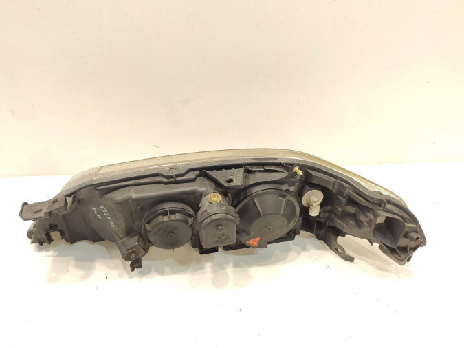 FARO DELANTERO DERECHO RENAULT LAGUNA 2003