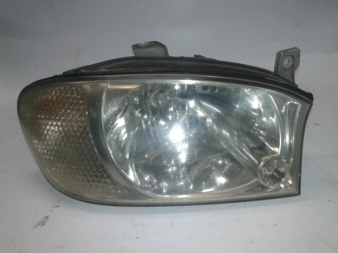 FARO DELANTERO DERECHO KIA SEPHIA 2001