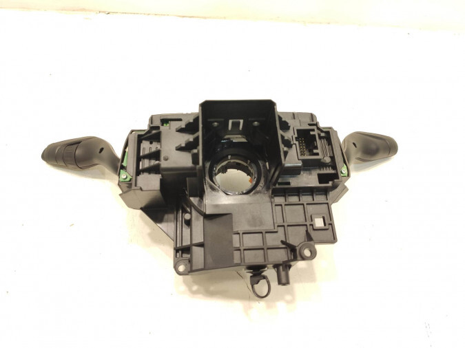 MANDO MULTIFUNCION FORD FOCUS 2016