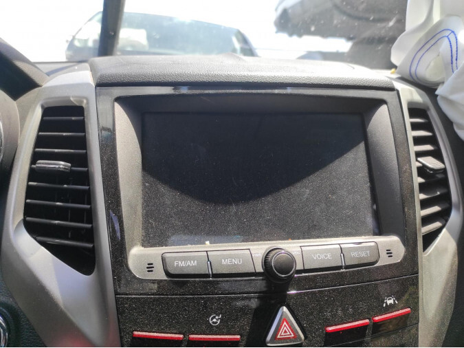 sistema navegacion gps SSANGYONG TIVOLI 2018